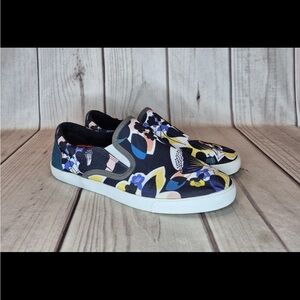 Inkkas Floral Blue & Yellow Slip-On Shoes Men's Size 12/ Women's Size 14
